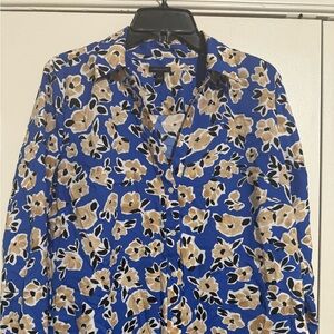 Ann Taylor Blue Floral Blouse Size Large
